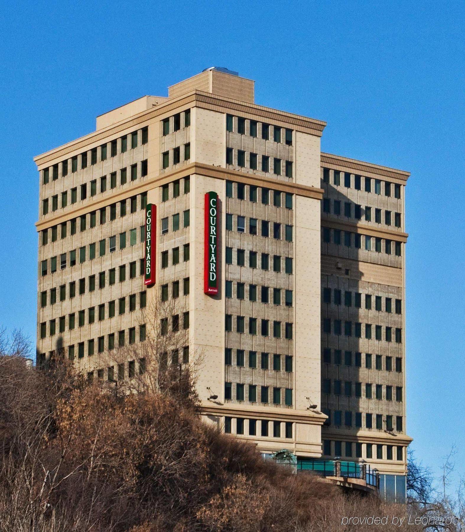 Courtyard By Marriott Edmonton Downtown Hotel Kültér fotó